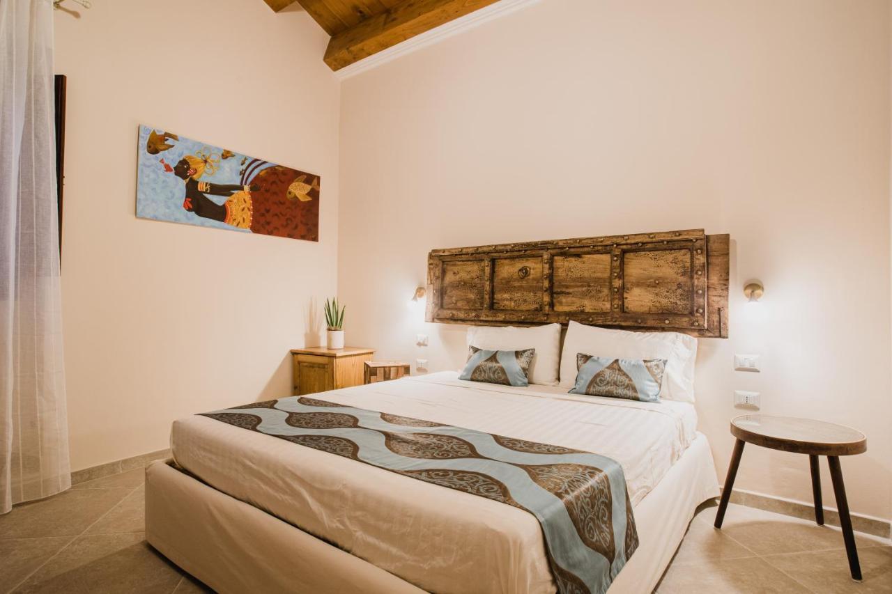 Moon'S Tower Suite&Rooms Portoscuso Buitenkant foto