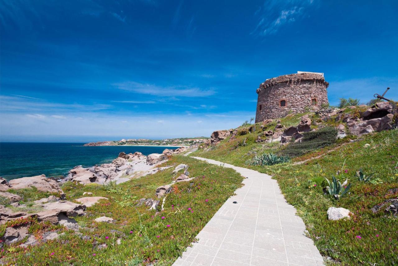 Moon'S Tower Suite&Rooms Portoscuso Buitenkant foto