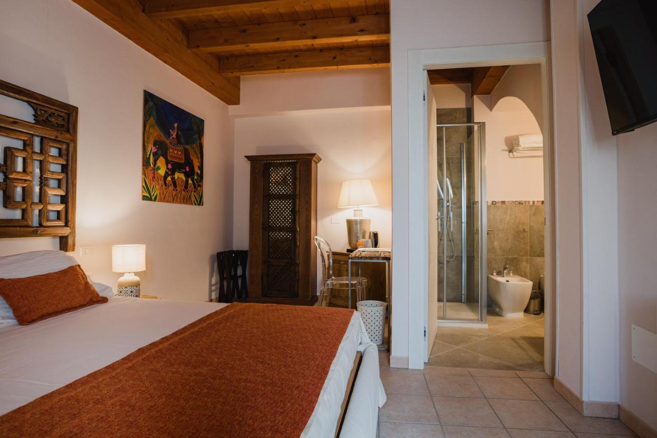Moon'S Tower Suite&Rooms Portoscuso Buitenkant foto