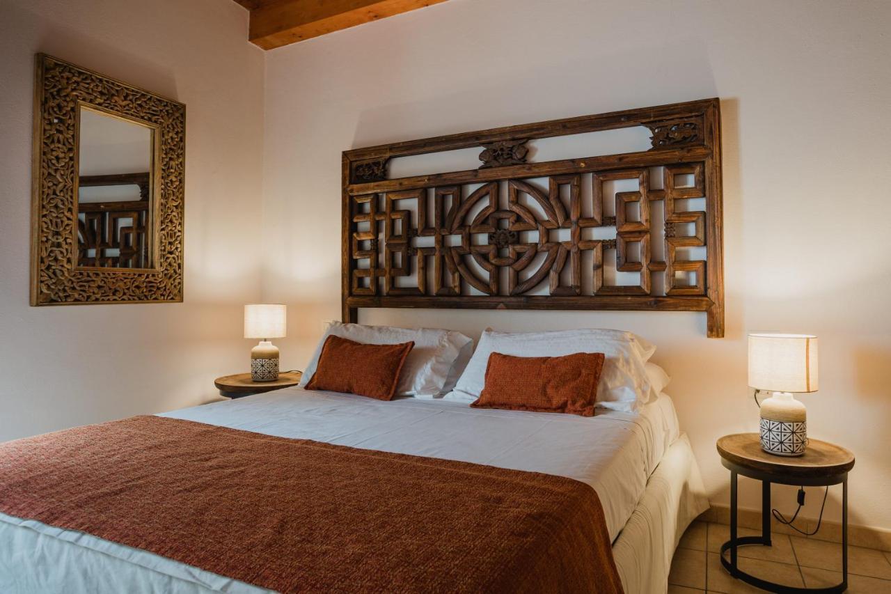 Moon'S Tower Suite&Rooms Portoscuso Buitenkant foto